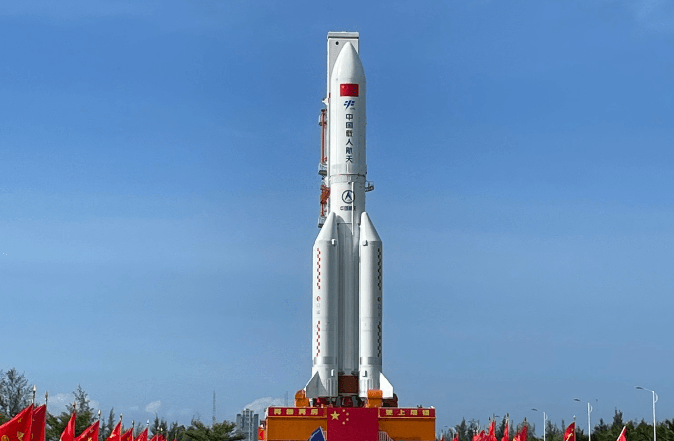 何时发射?问天实验舱器箭组合体转运,神舟十五号有外国宇航员吗_问天