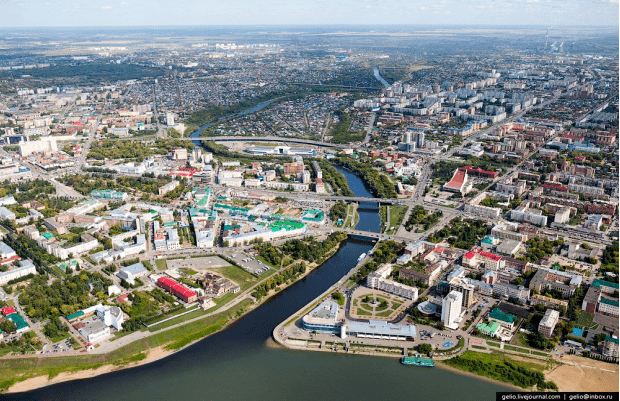 鄂木斯克市(omsk)始建于1716年,是俄罗斯鄂木斯克州首府,坐落于额尔齐