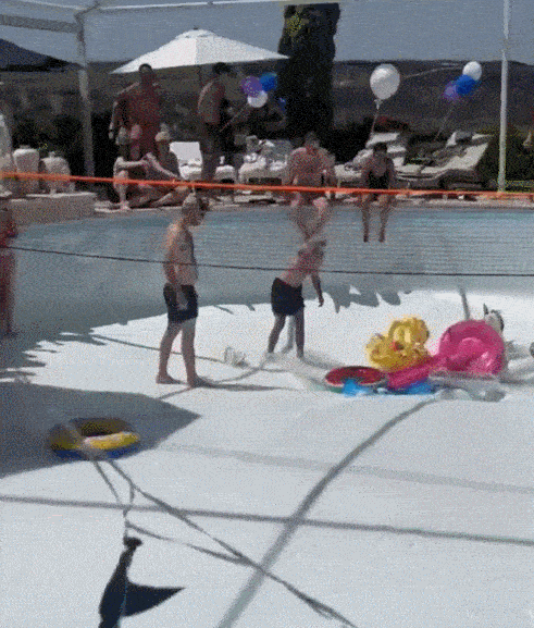 泳池突遇地陷，以色列男子瞬间被吸入13米深坑