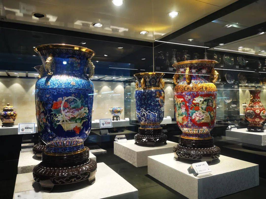 廊坊一绝香河县景泰蓝珐琅制品厂非遗技艺培训助力残疾人就业