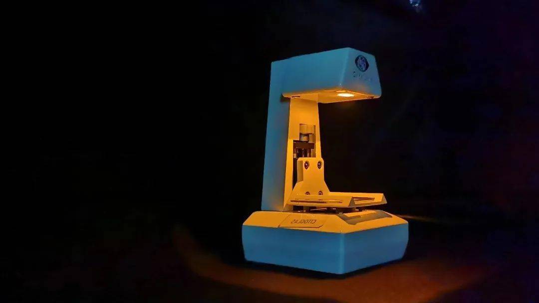 让显微镜抛弃显微物镜片上无透镜全息显微成像技术