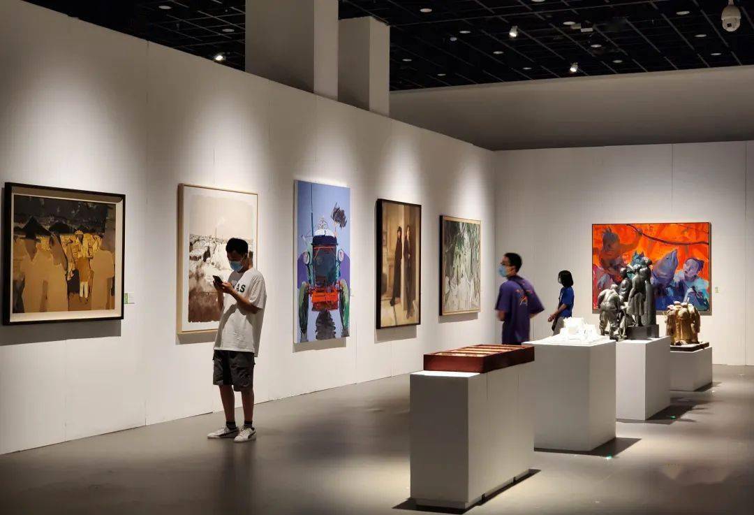 现场视频见证青春力量第7届全国青年美术作品展览亮相浙江展览馆