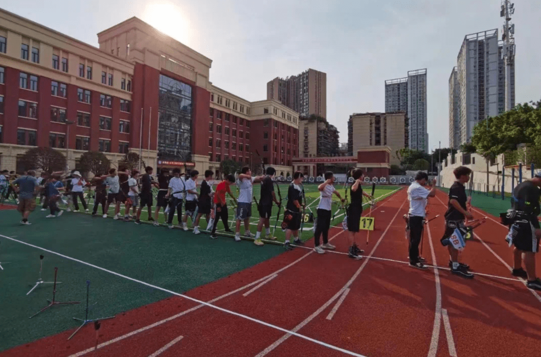 射箭比赛现场(央广网发 重庆暨华中学供图)重庆市射箭冠军赛于7月14日