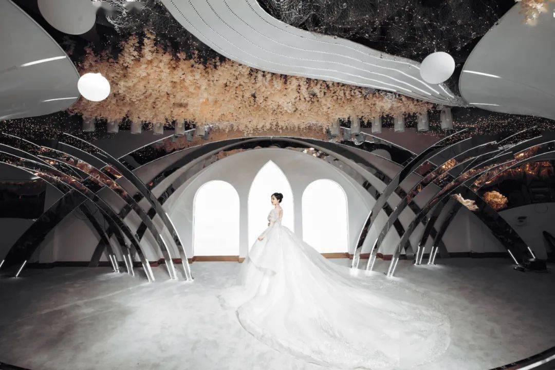 蔡上设计12万平米8大主题厅铂晶盛宴宴会艺术中心震撼登场