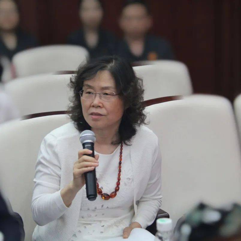 发布会上,二中院立案庭庭长王宣还就线上诉讼注意事项作出相关提示.