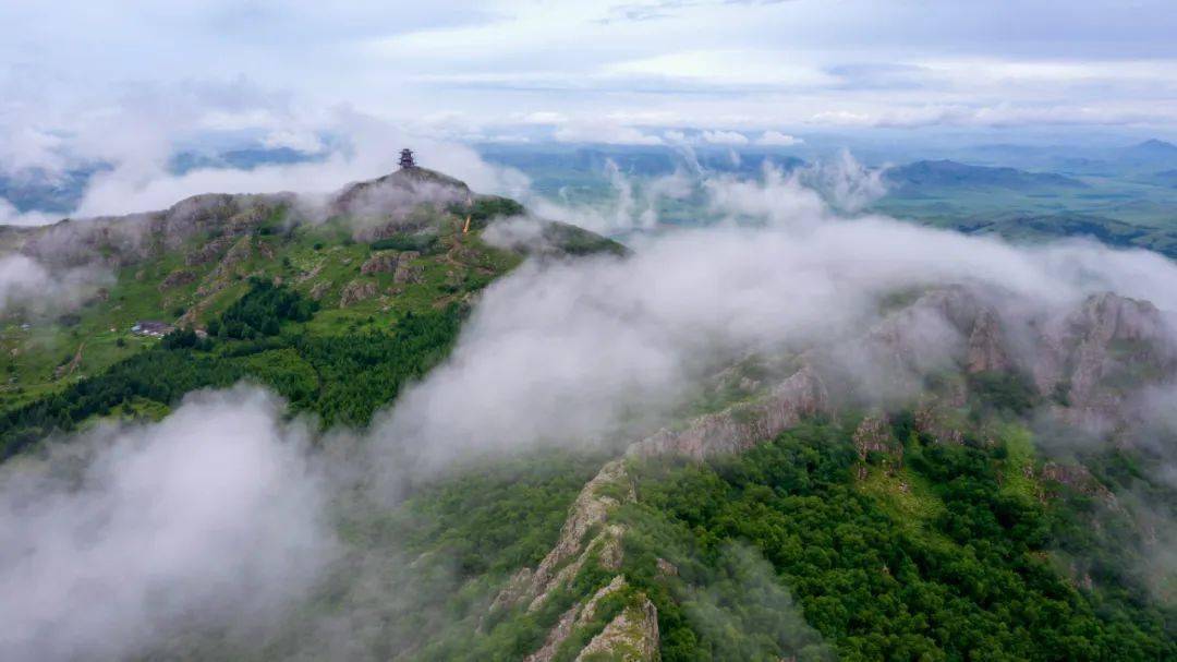登群峰之巅,望云海飘逸,醉美突泉老头山!_兴安盟_云雾_中旗