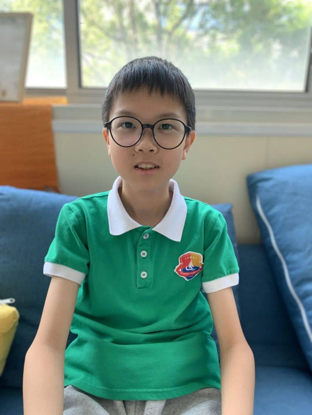 科学课我们还搭建了接近天花板高度的各种建筑我的图形搭建得到了
