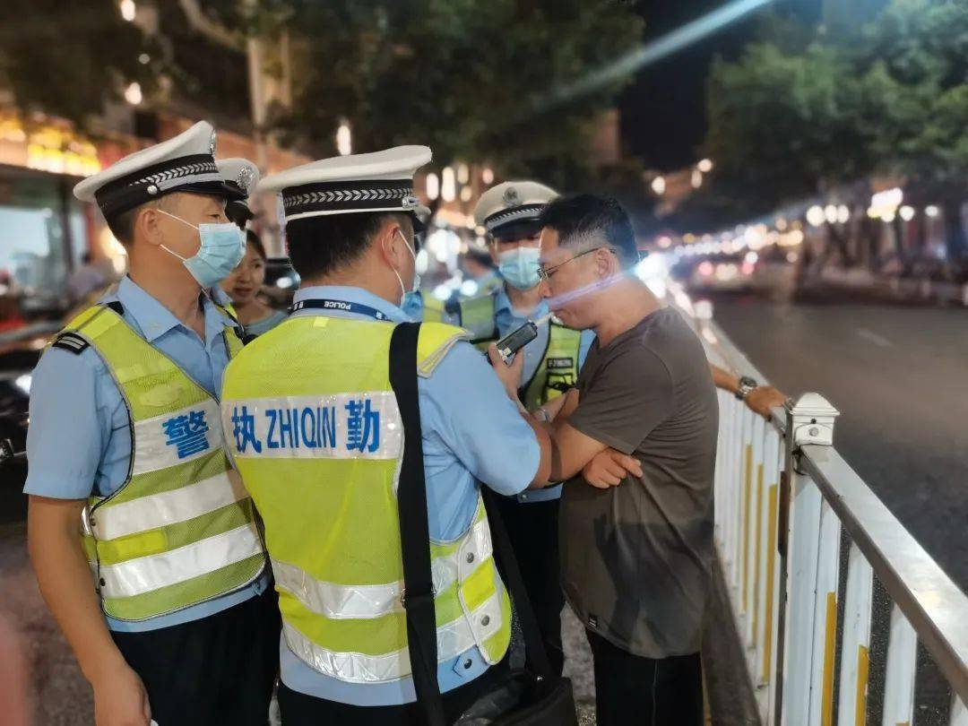 创城进行时拒绝酒驾古田交警天天查