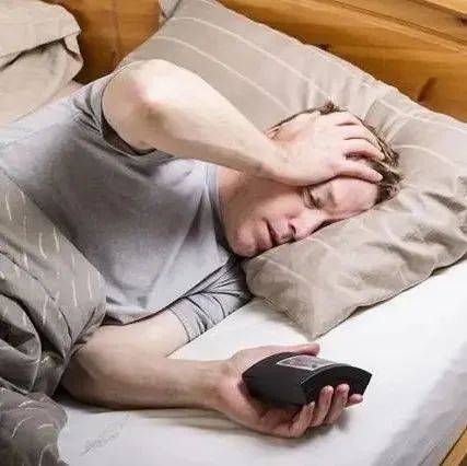 半夜易醒难入眠,问题到底出在哪里?_睡眠_精神_时间