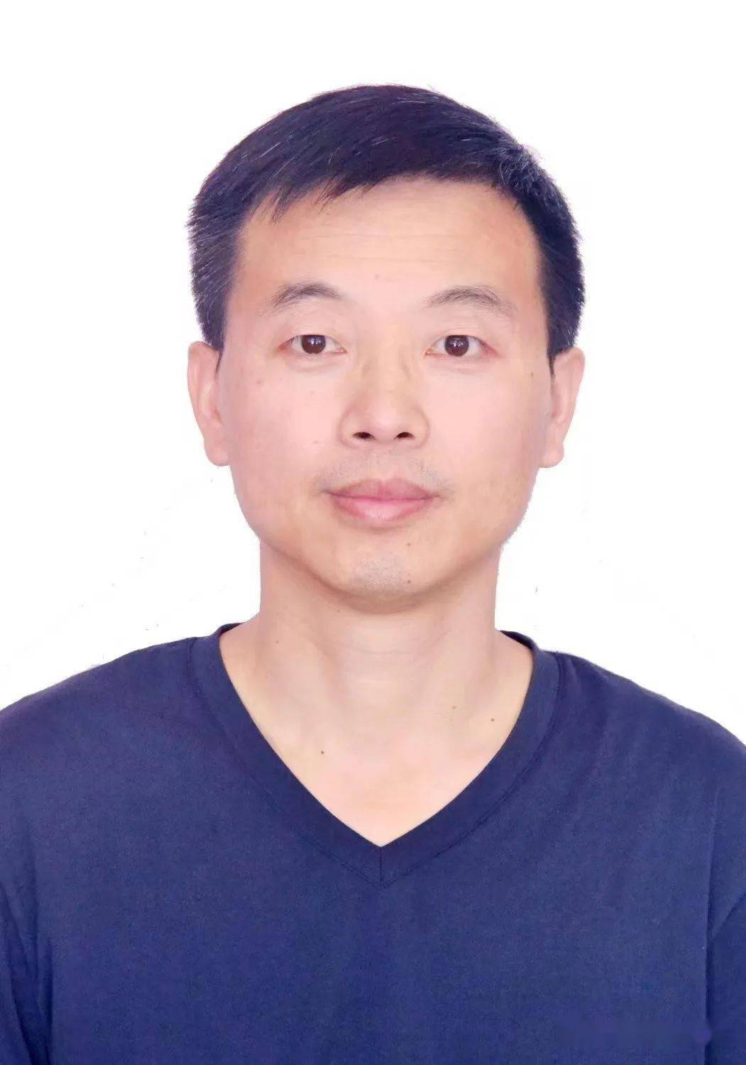 都昌二中好老师:张国平,省特级教师,被评为"鄡阳精英"人才!