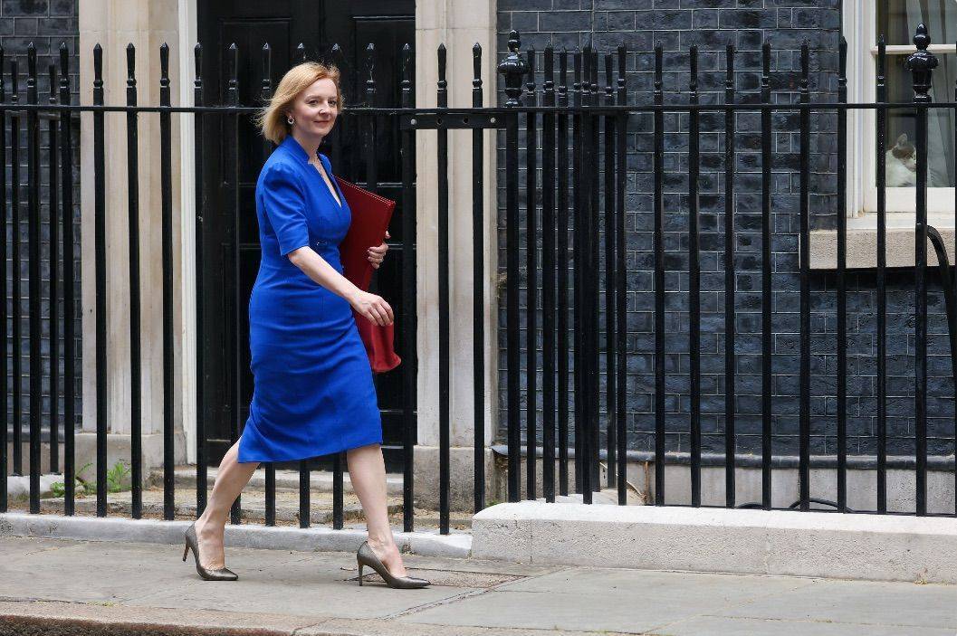 英国外交大臣想当“新铁娘子”