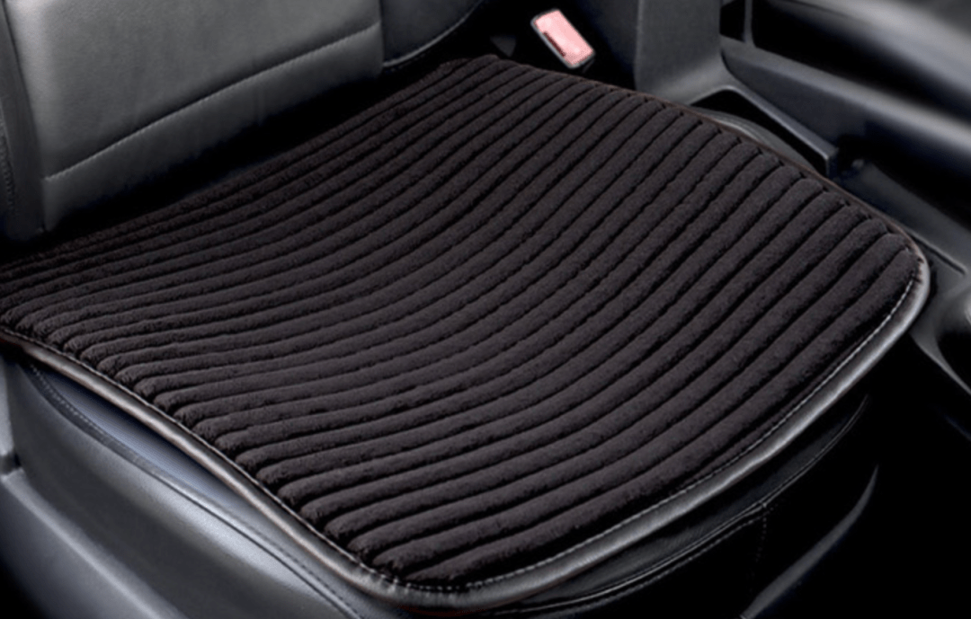 冰垫怎么装有必要给汽车装坐（座）垫吗？车主：后悔才知道……_https://www.jmylbn.com_新闻资讯_第16张