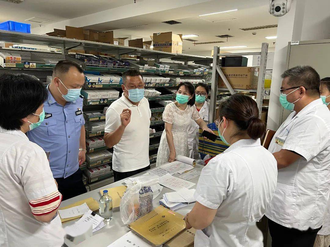 守底线保安全我市开展麻精药品专项检查