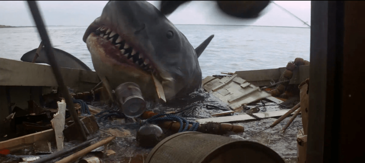 《明日之后》中废土海洋的巨型鲨鱼有多凶恶_幸存者_龙卷风_影片