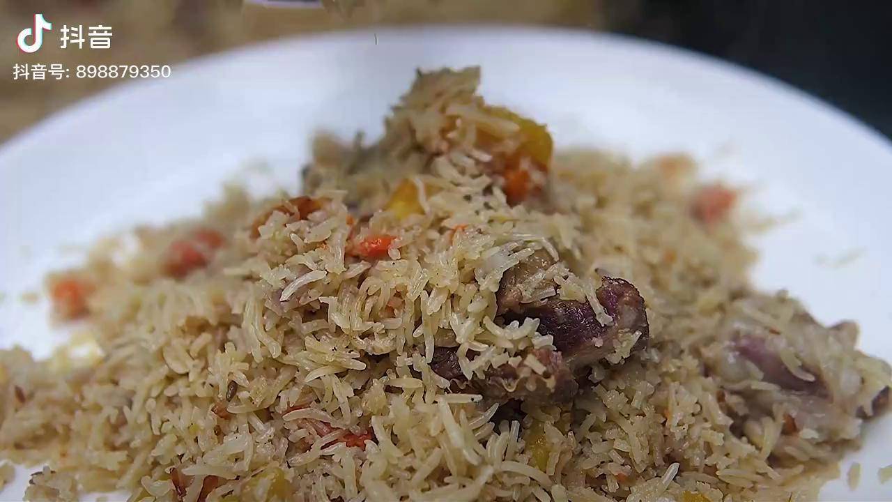 一口米饭一口肉,巴适抖音美食创作人 农村生活_阿米_特色_农村