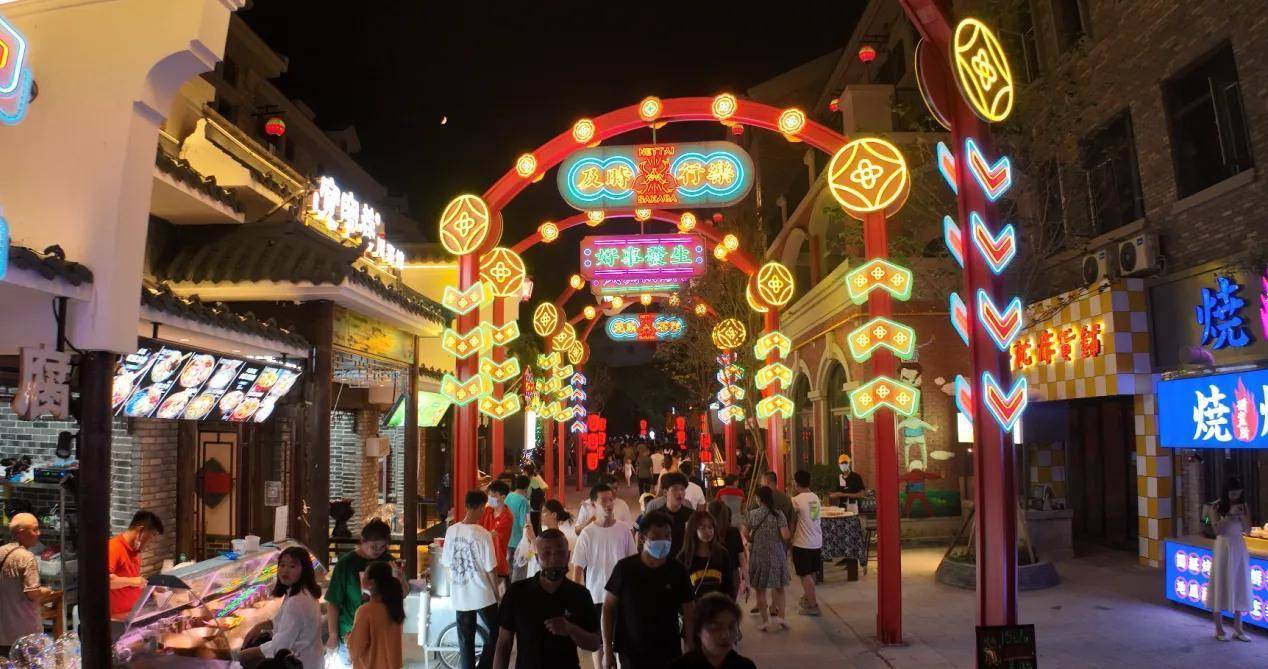 枣庄渔灯巷景区一月引客40万人次“渔灯巷模式”值得期待