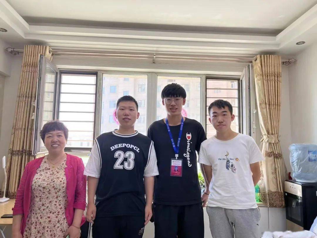 中石大辅导员暑假去哪了 | 家访实录_封雅涵_专业_马明雨