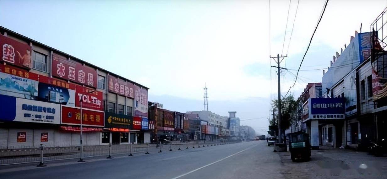 「辽宁美食特产」"四大名鸡"首领——沟帮子熏鸡_沟帮子镇_口感_加工
