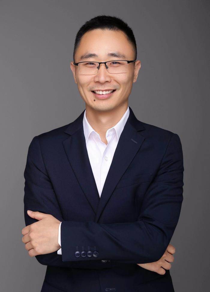 21世纪小巨人70 |专访思派大药房总裁牟健:聚焦专业服务能力提升