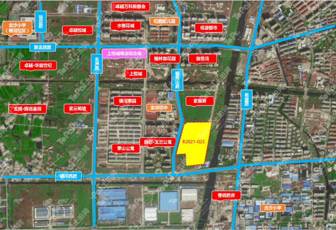 r2021-027,r2021-028三宗地块相邻,均位于金乐路东侧,鹏程大道南侧