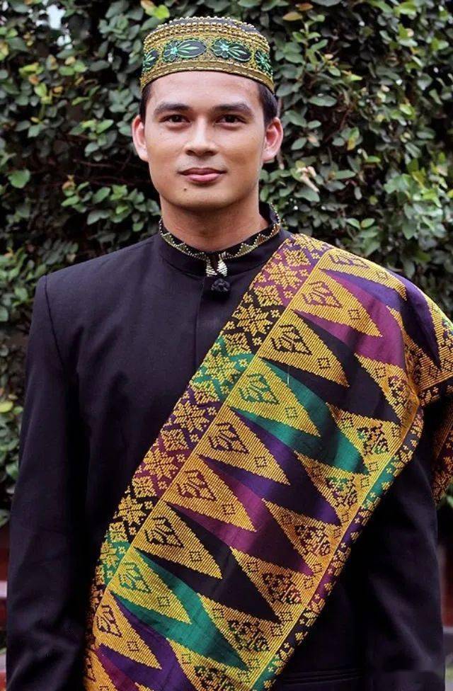 菲律宾民族服饰图片