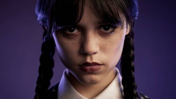 《亚当斯一家》衍生真人剧曝预告 暗黑哥特式坏女孩_剧集_蒂姆·伯顿