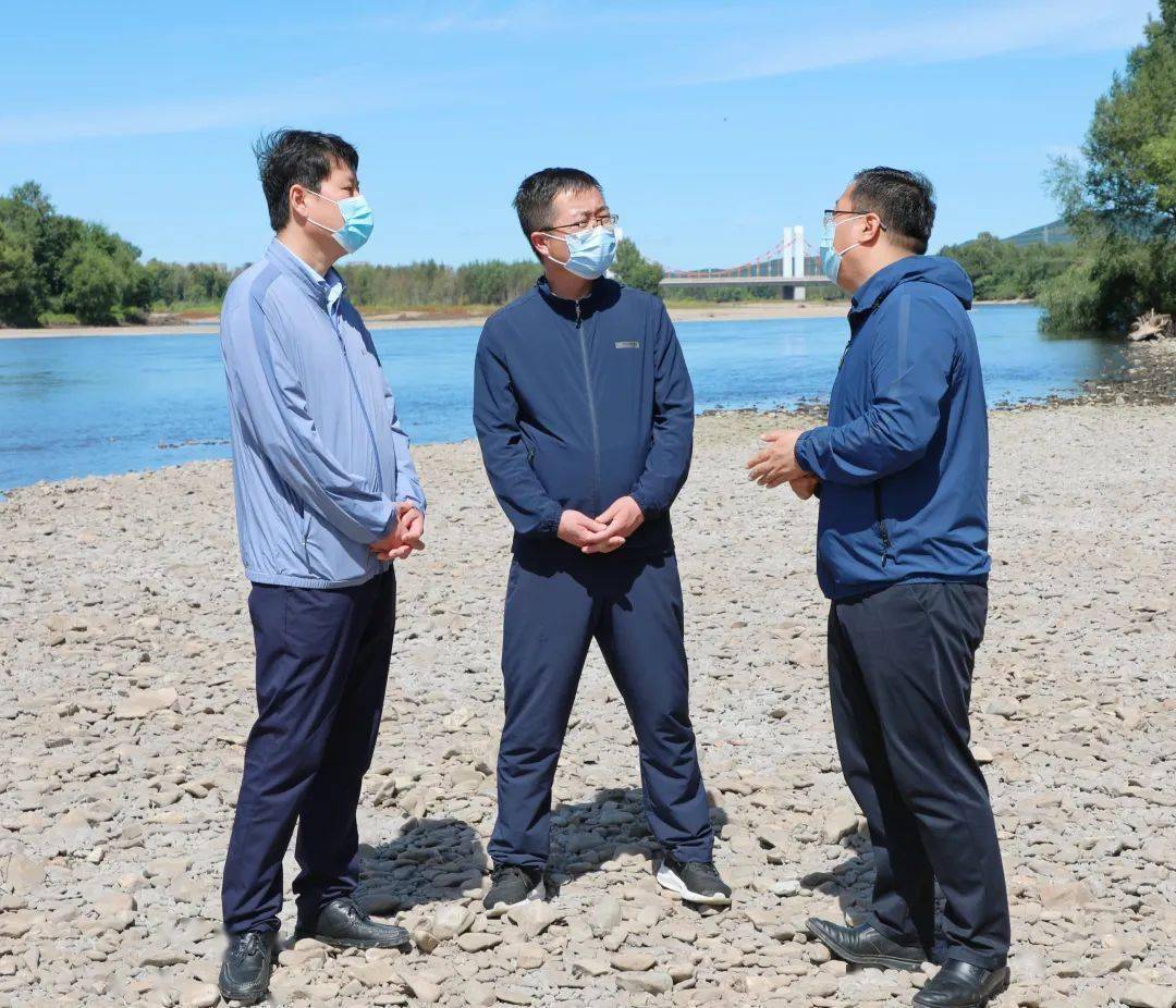 呼伦贝尔市政府副市长马跃东调研督导我市秋季开学,校园防疫及教学