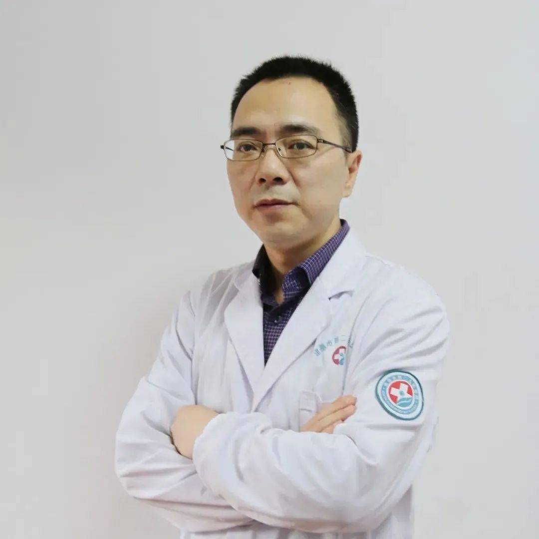 从最美医师到人大代表 他是群众的贴心人_许海林_第二人民医院_工作