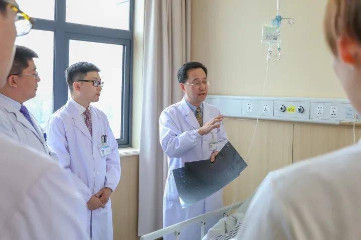 丽水市人民医院 邵初晓 | 市直百名优秀医务人员风