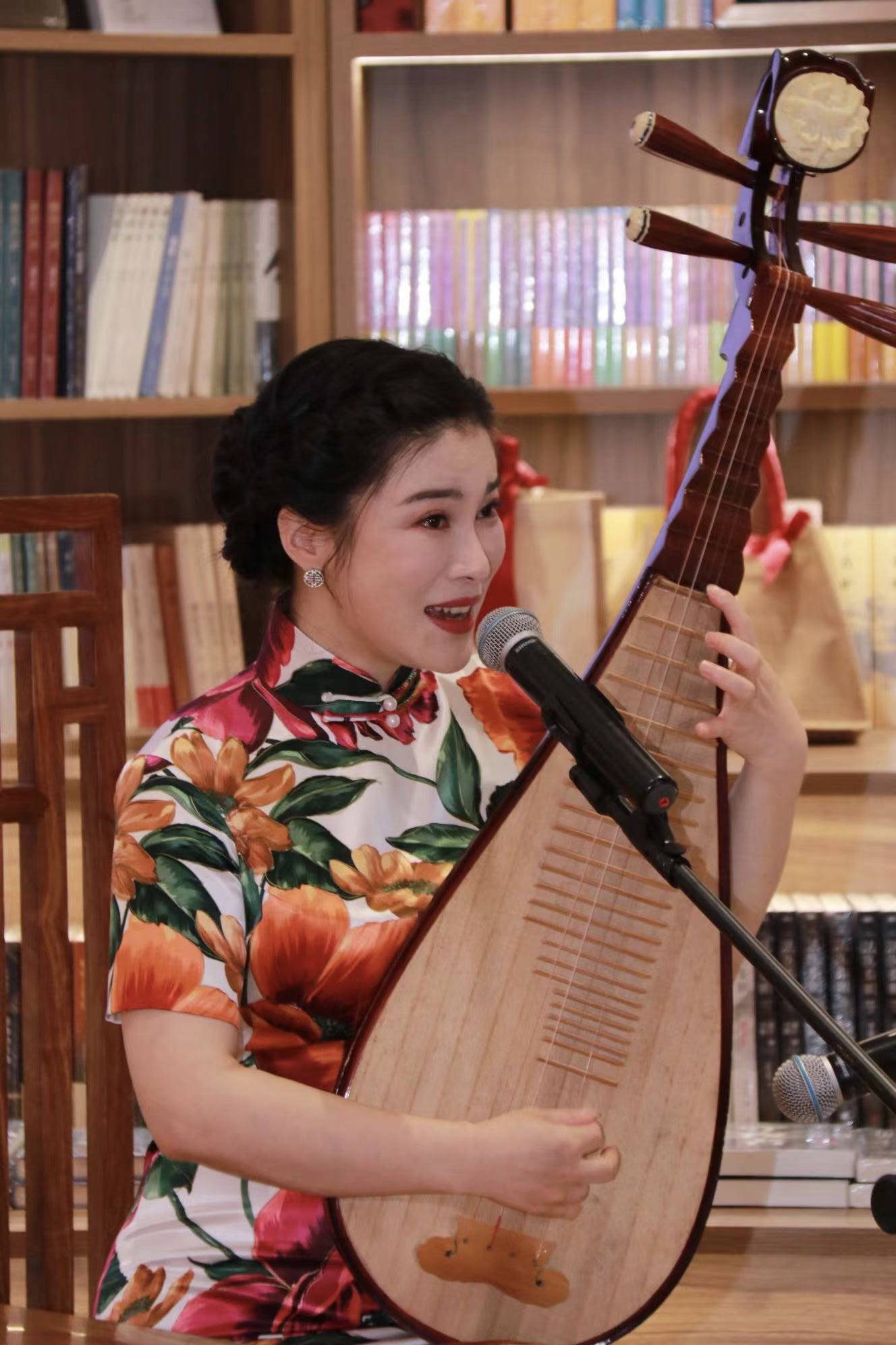 评弹能唱古诗词,还能唱《孤勇者》,这堂评弹课绝了_江南_上海_陈云