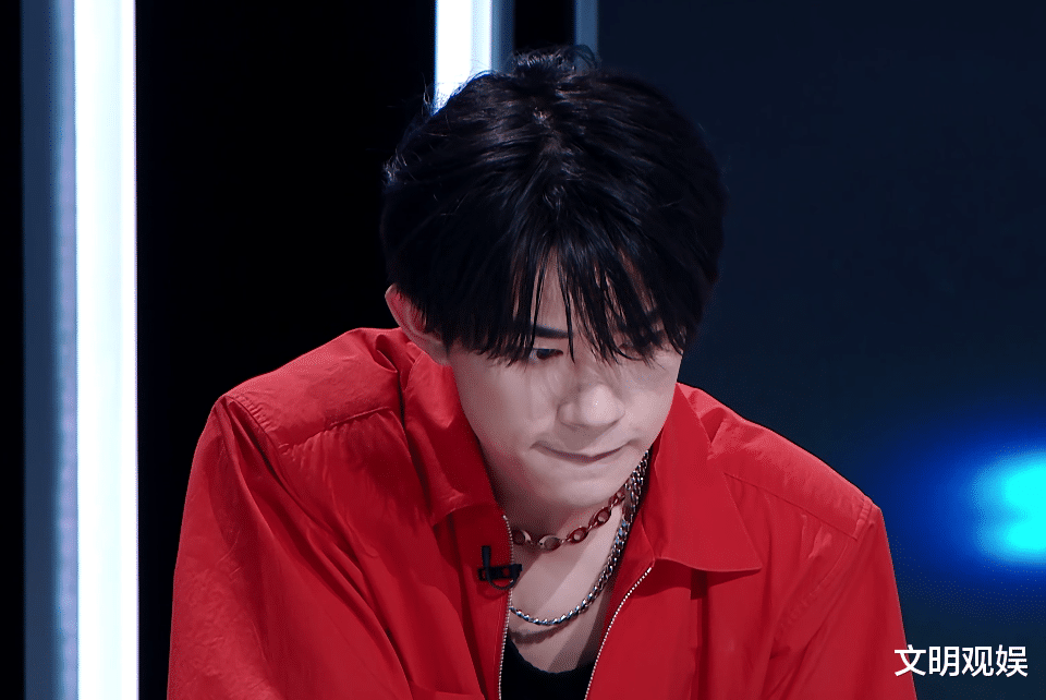 自己前队长,听清他嘴里喊的称呼,情商如何显而易见_段旭宇_易烊_实力