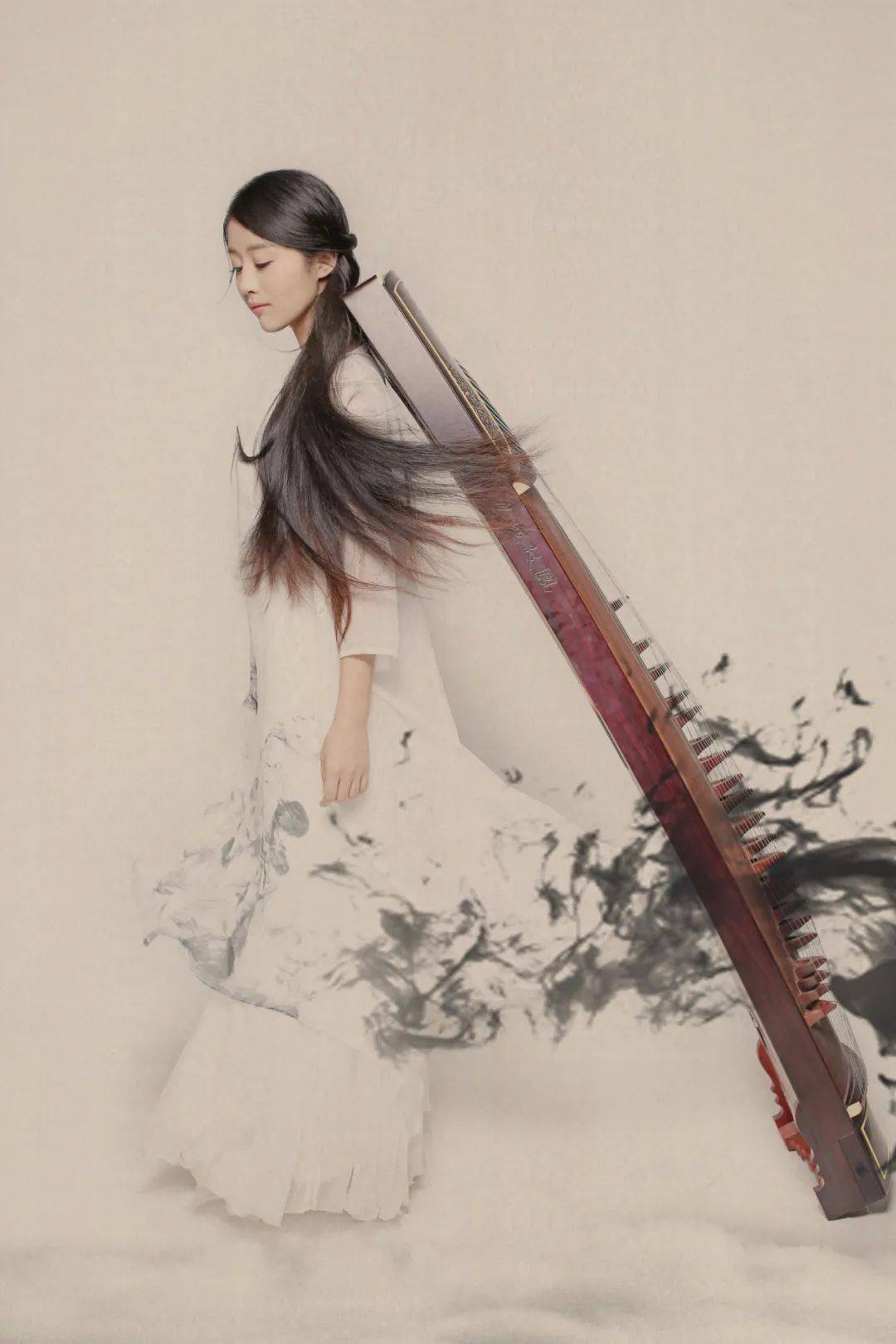 25日19:30丨全网粉丝超百万,超人气古筝才女「玉面小嫣然」_专业组