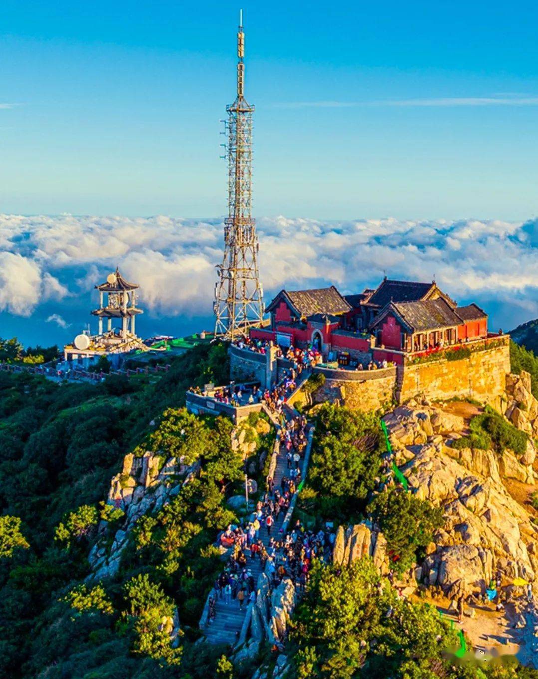 作家带你游泰山_景区_巨人_十八盘