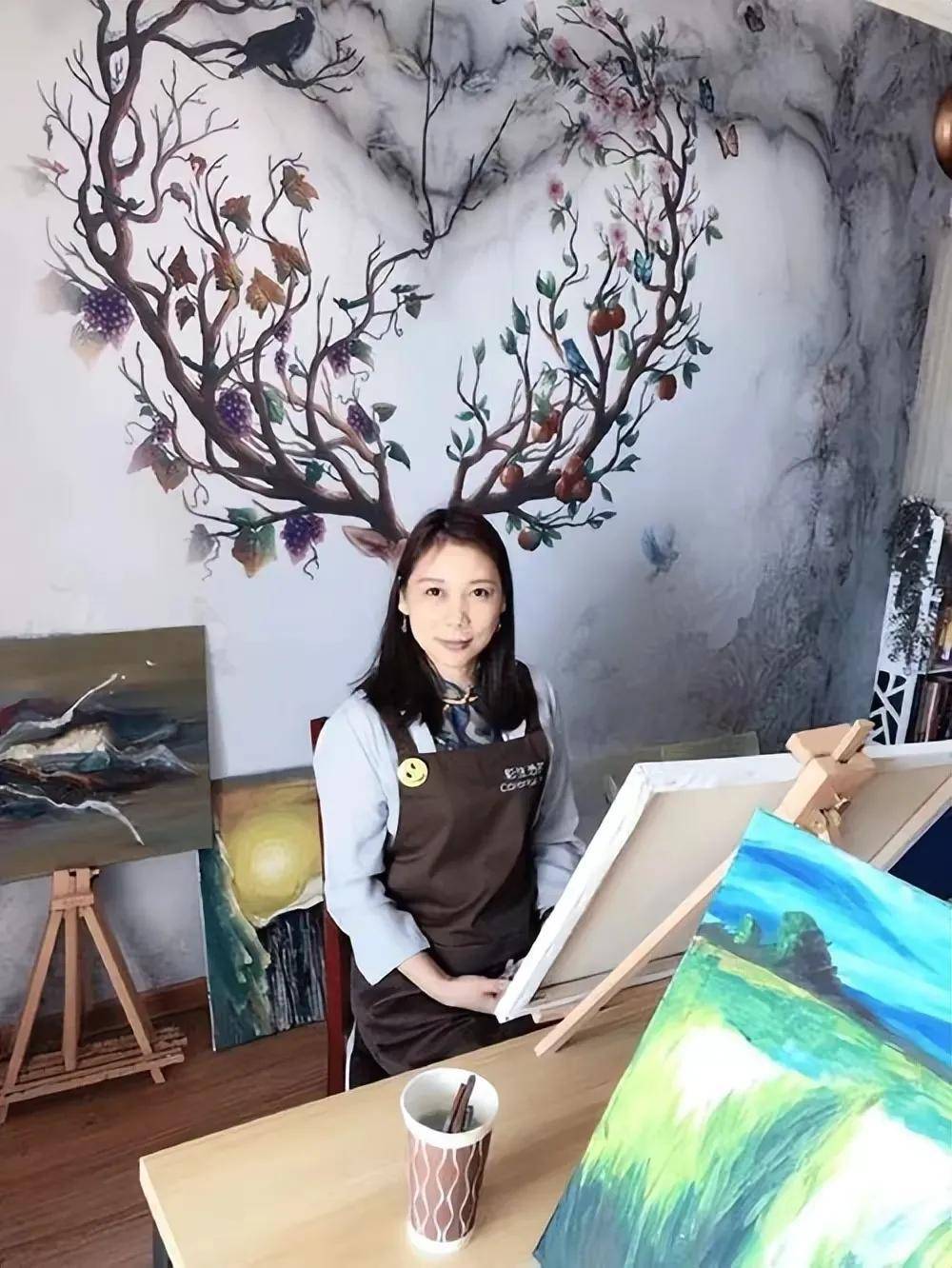 后来劳荣枝也因此辞掉工作,选择帮助男友的事业,直到她被捕,罗先生都