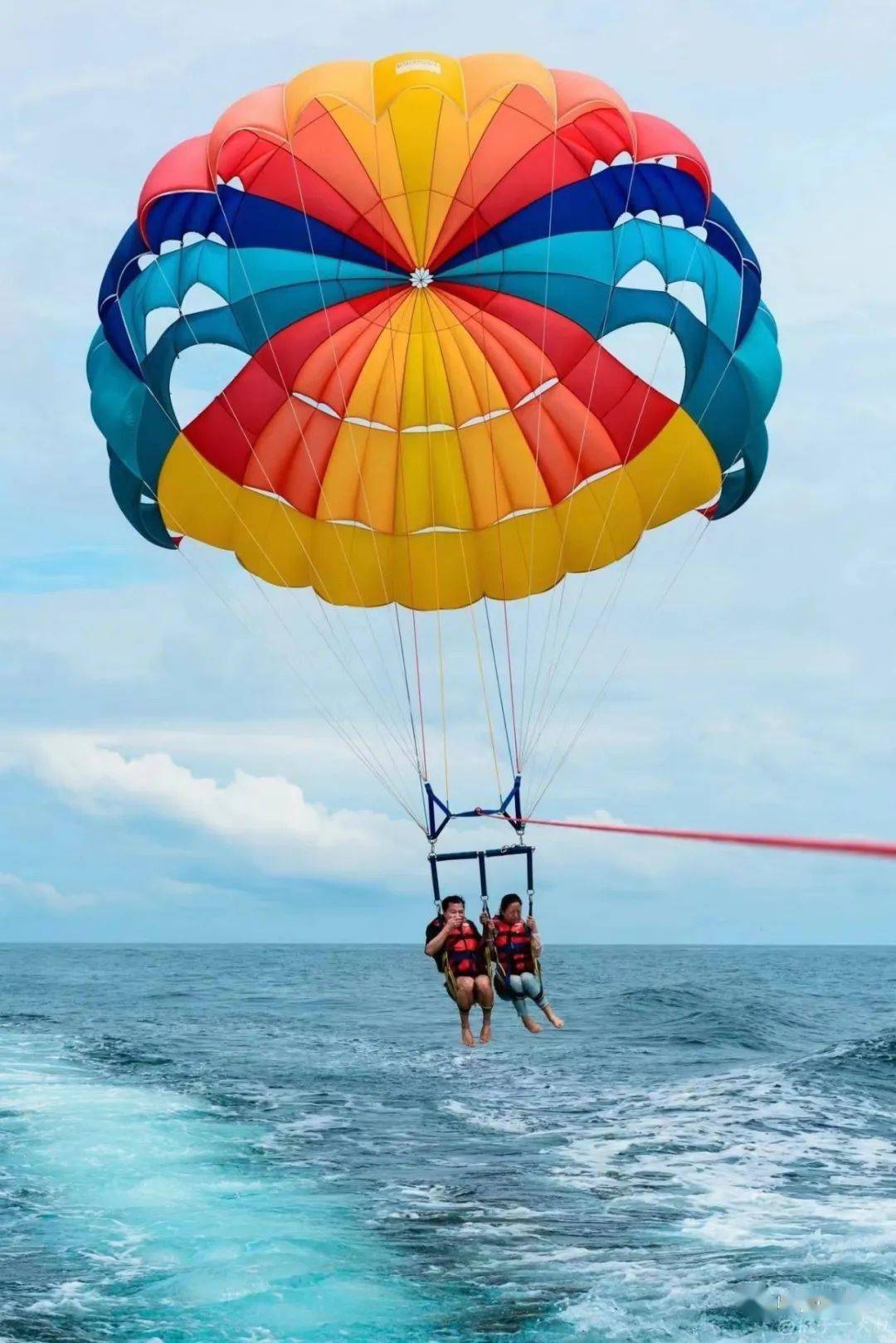 沉浸式体验飞天入海,滩玩一夏别错过!_沙滩_海上_嵊泗