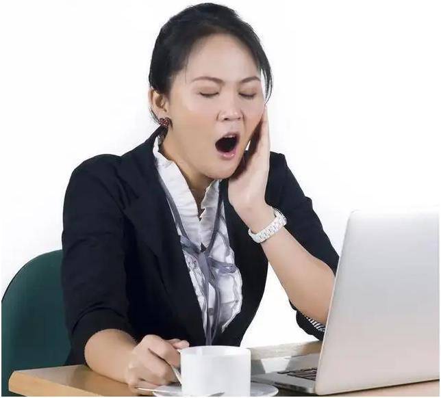 长期疲劳会伤害大脑!如何判断自己是否处于疲劳状态?_认知_工作_研究