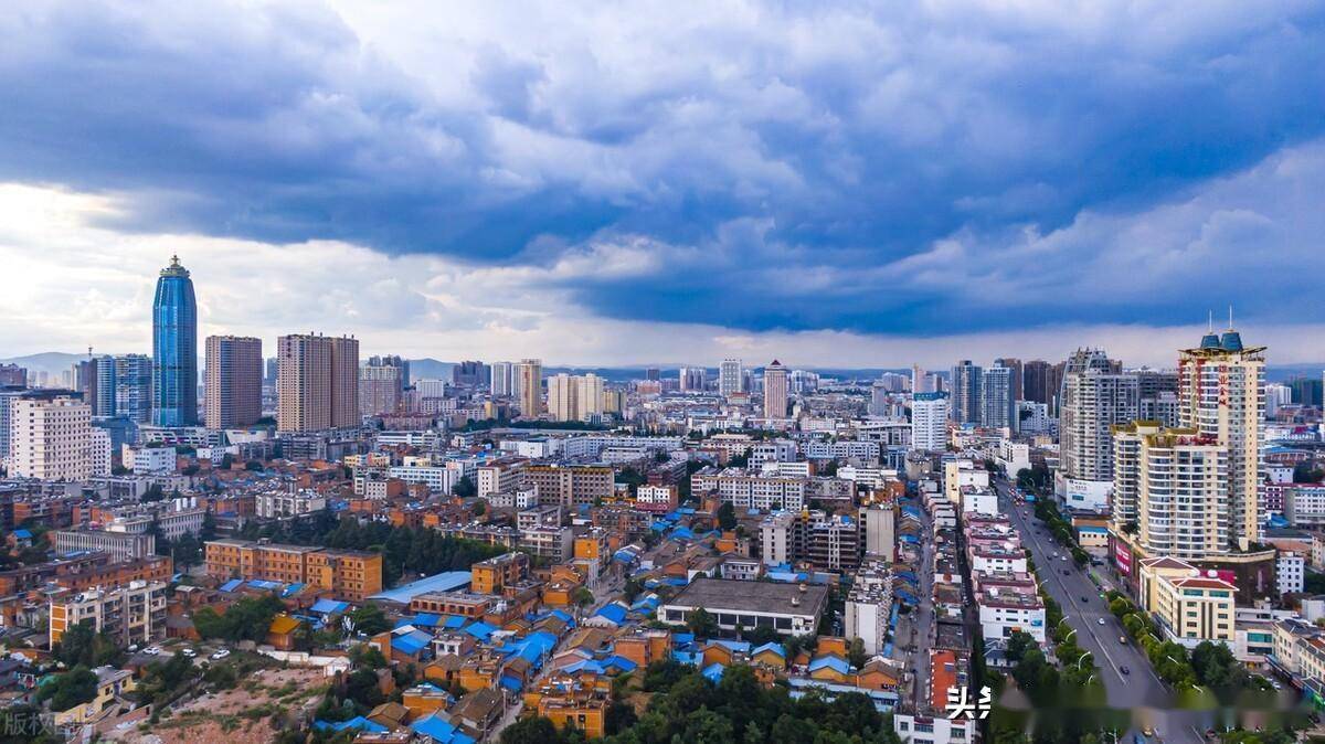 云南曲靖:生活更方便,满满的获得感,幸福感,满足感_经济带_城市_俯