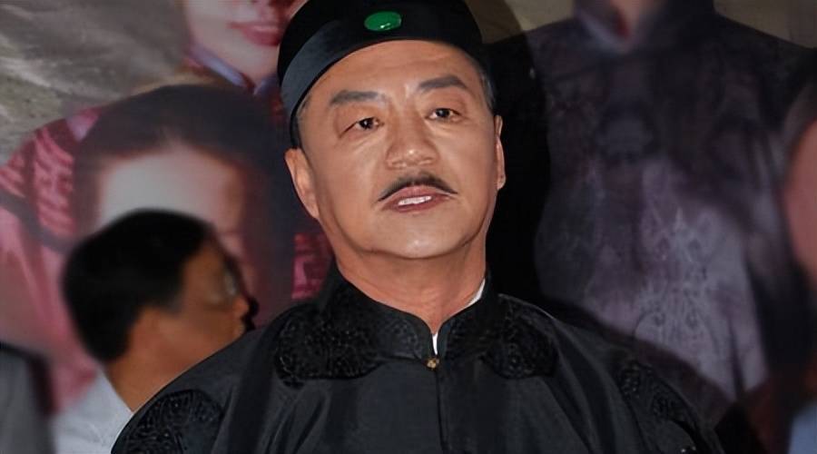 人老色衰的"香江第一美男"狄龙的唏嘘往事!_大卫_电影_谭富