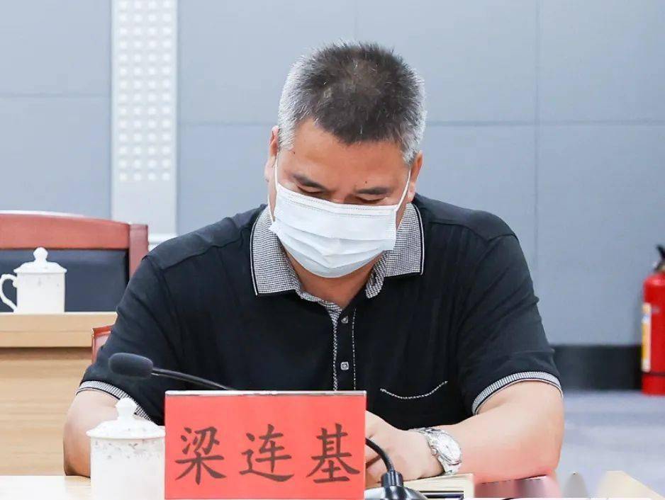 肖明表示,盘州市与小榄组团结对一年多来,两地跨越山海,携手同行,建立