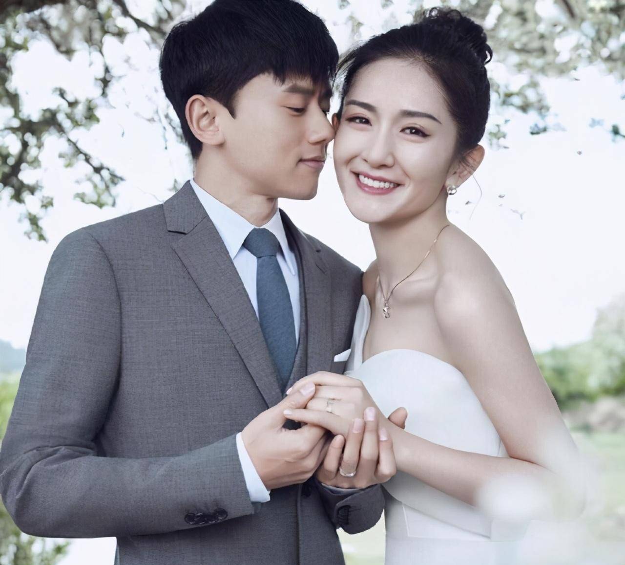 刘烨相恋多年无果,转嫁小5岁老公,39岁生双胞胎被宠成公主_谢娜_张杰