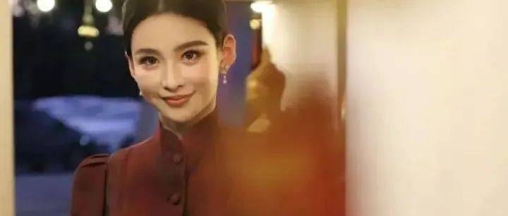 前券商员工入选世界小姐总决赛引争议_金融美女参加世界小姐:疑空降入选_秦泽文_阮玥