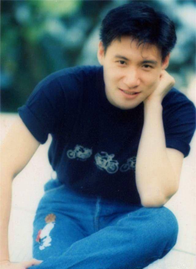 张学友因600万和亲哥决裂,哥哥负气离家出走,后来的他过得咋样_香港