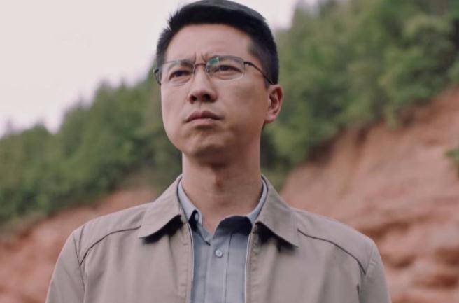 又一电视新剧成"王炸",观众好评如潮,光明日报都来点赞_白朗_曹云金