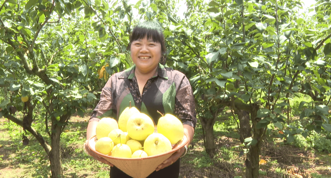 砚山县平远镇女人图片