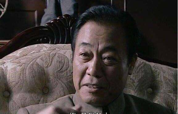 《潜伏》中,站长吴敬中有没有确定余则成的身份?_台湾_国民党_桥山