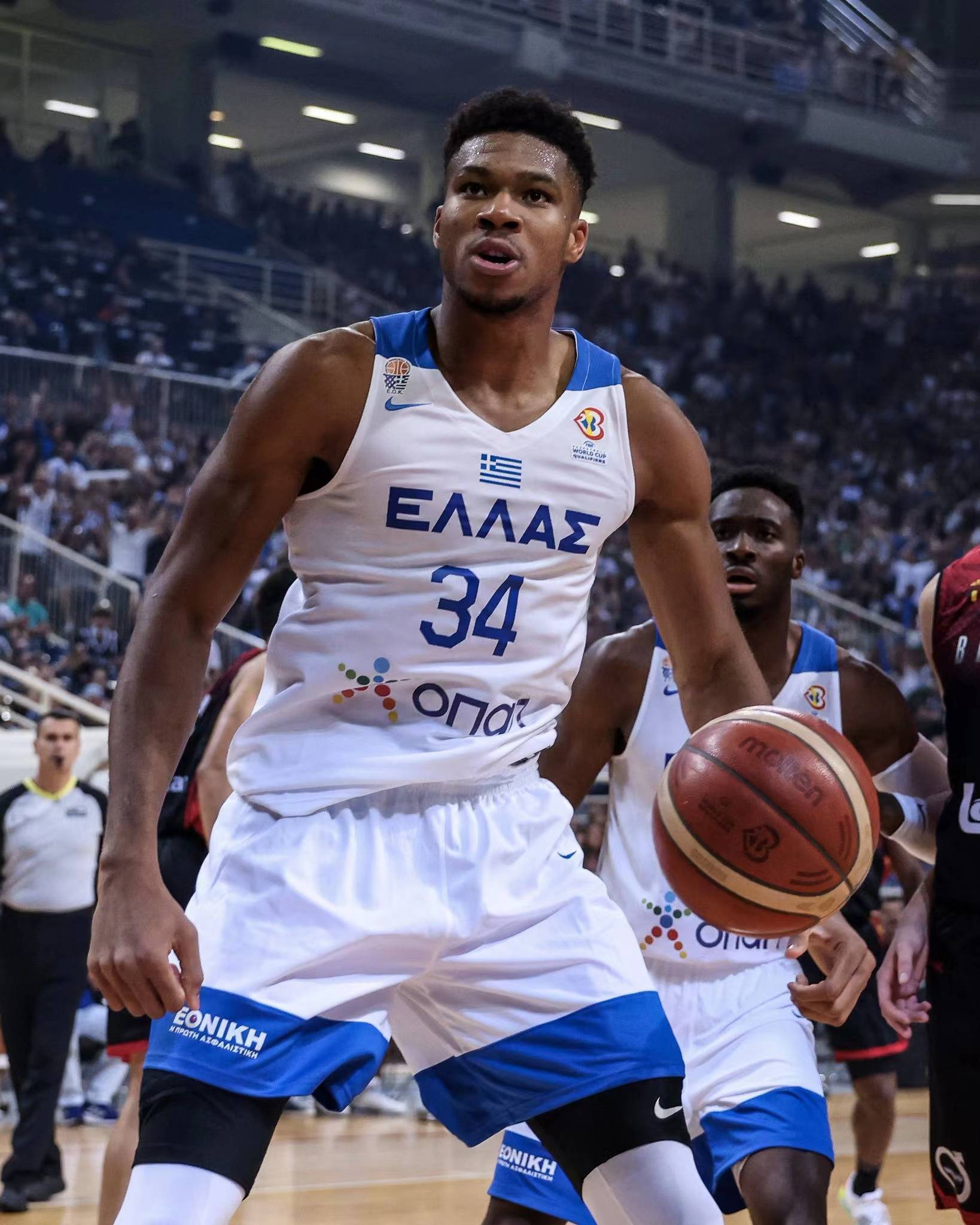 世预赛:字母哥26 7希腊大胜比利时 东契奇脚踝受伤不敌德国_比赛_马尔