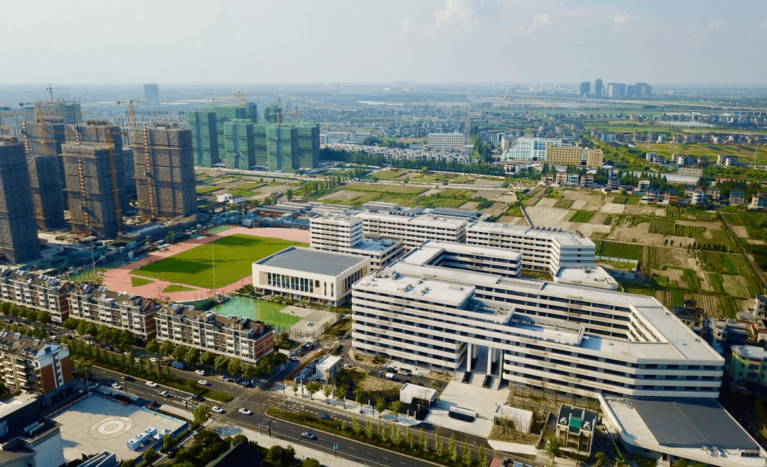 校园实景美图抢"鲜"看_钱塘_第四中学_杭州