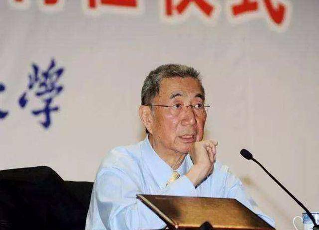 丁肇中虽生美国,是中科院外籍院士,却在诺贝尔奖典礼上说中国话_国家