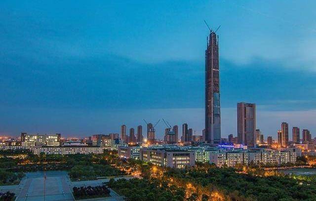 天津耗资破百亿建楼，设计灵感源于《易经》？如今烂尾让人遗憾。