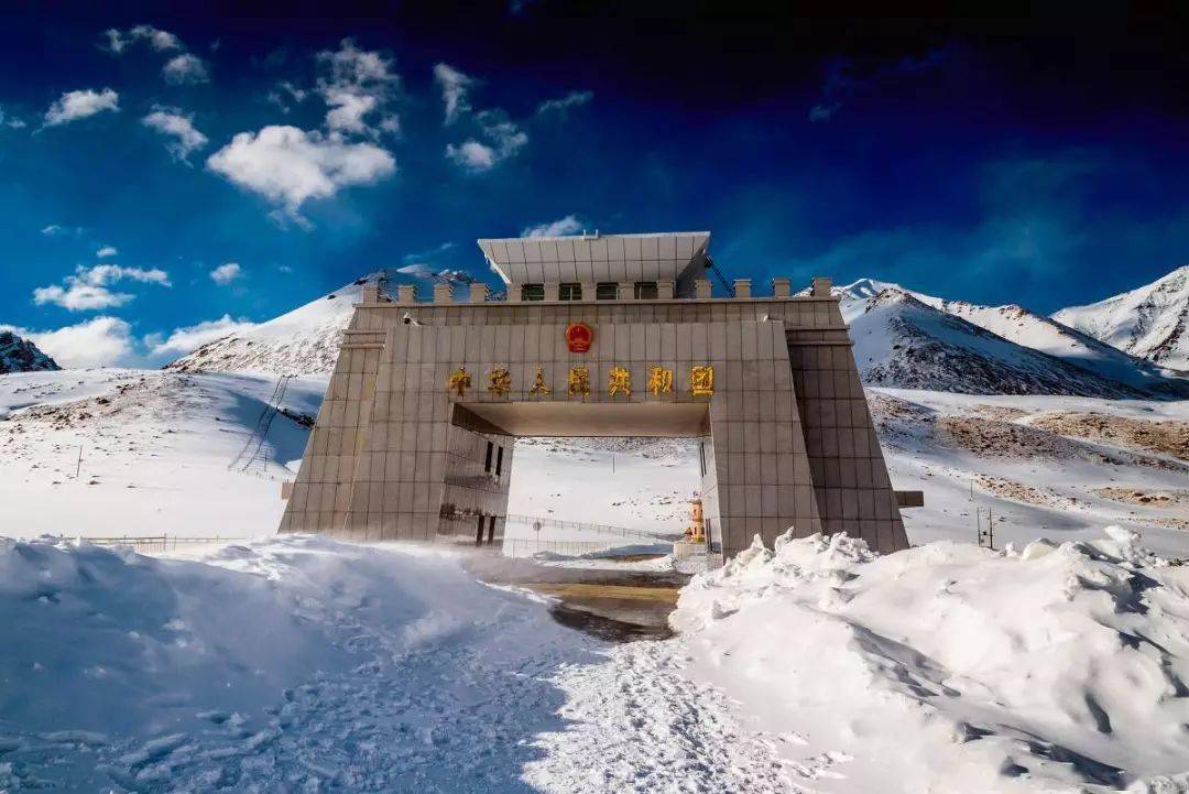 陆上口岸即可只需经过塔什库尔干县从中国去这三个国家阿富汗和巴基斯